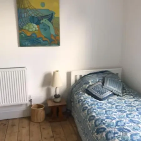 The Moorings - Just A Few Metres From The Sea! Padstow
