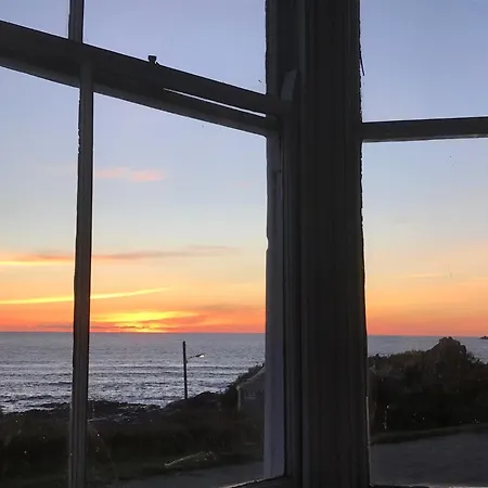 The Moorings - Just A Few Metres From The Sea! Holiday home Padstow